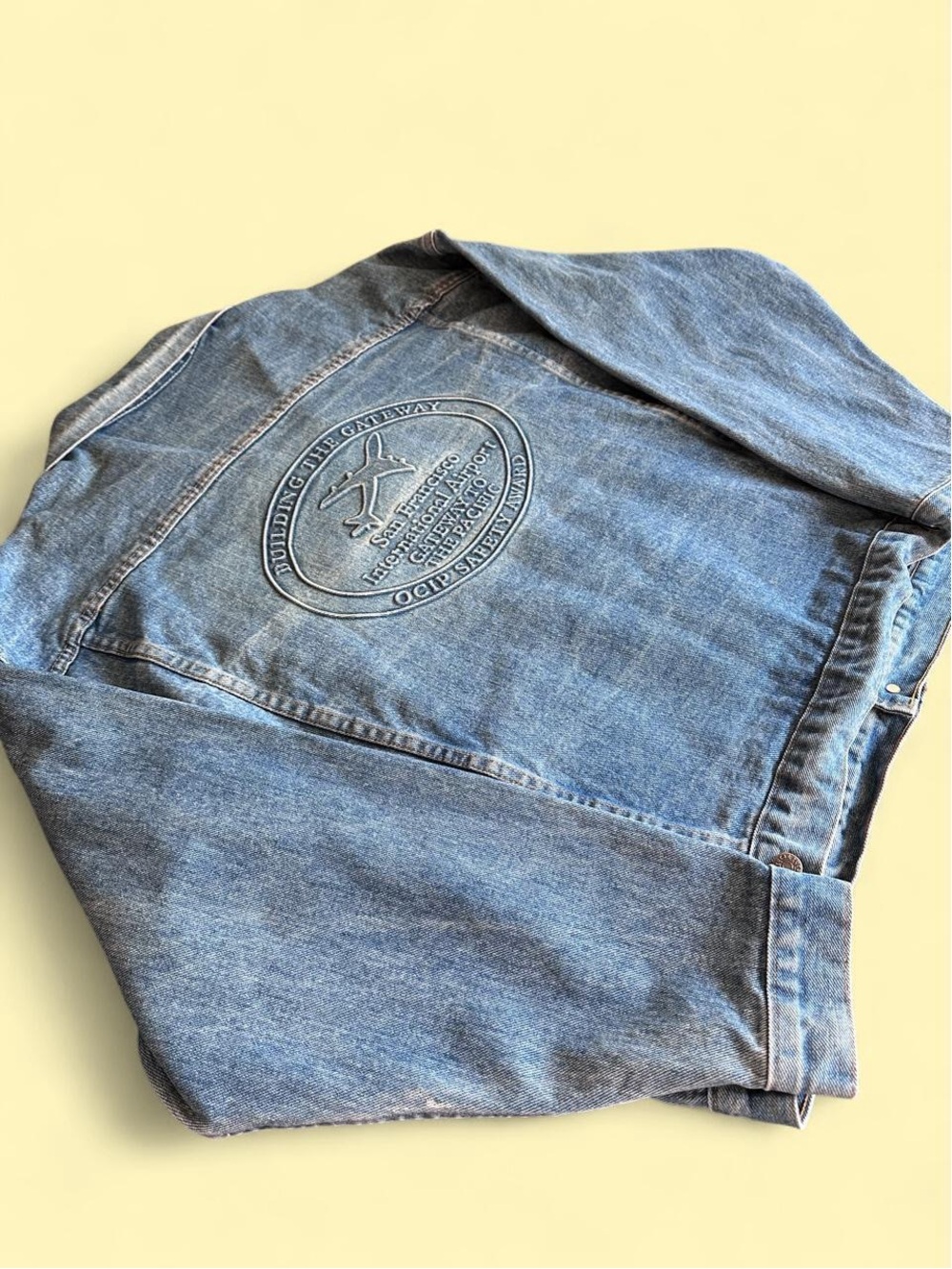 Vintage San Francisco Airport SFO Denim Jacket Made in USA Light Wash Men’s XL